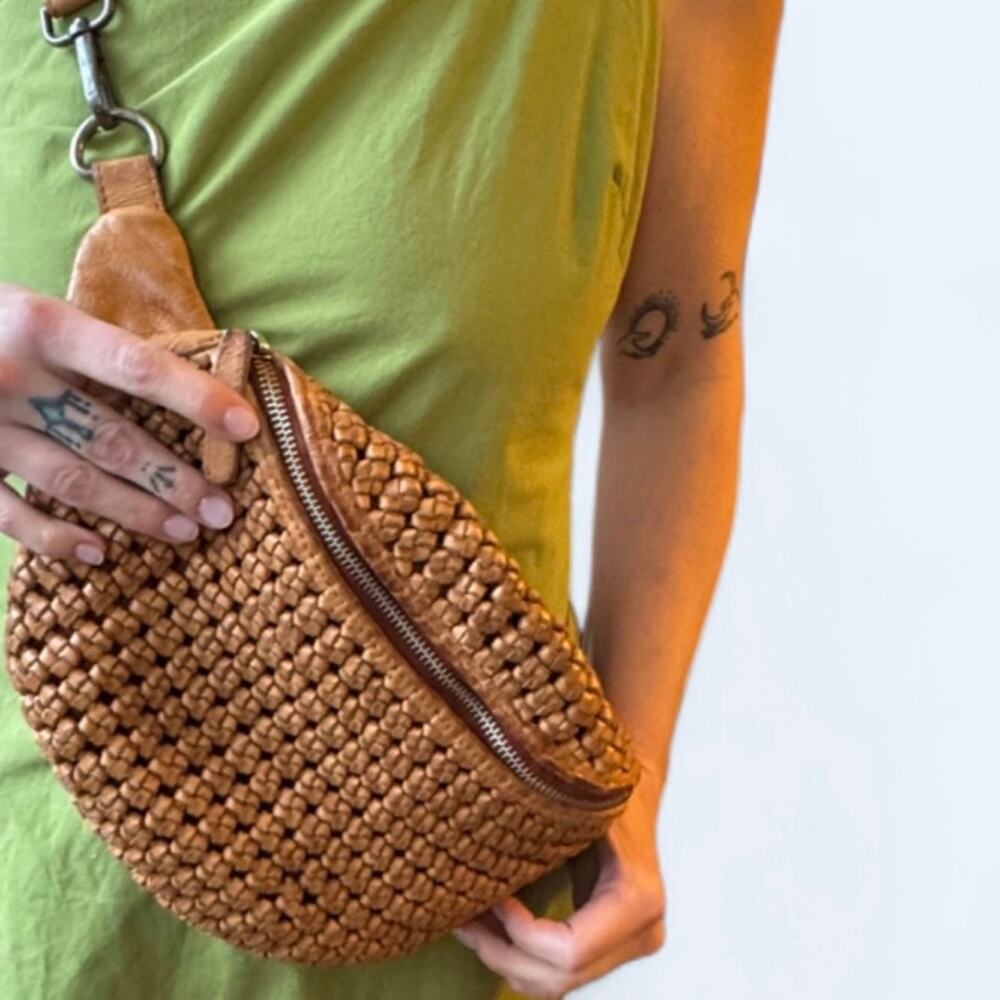 Vilenca holland woven leather belt bag fanny pack cross strap light brown color